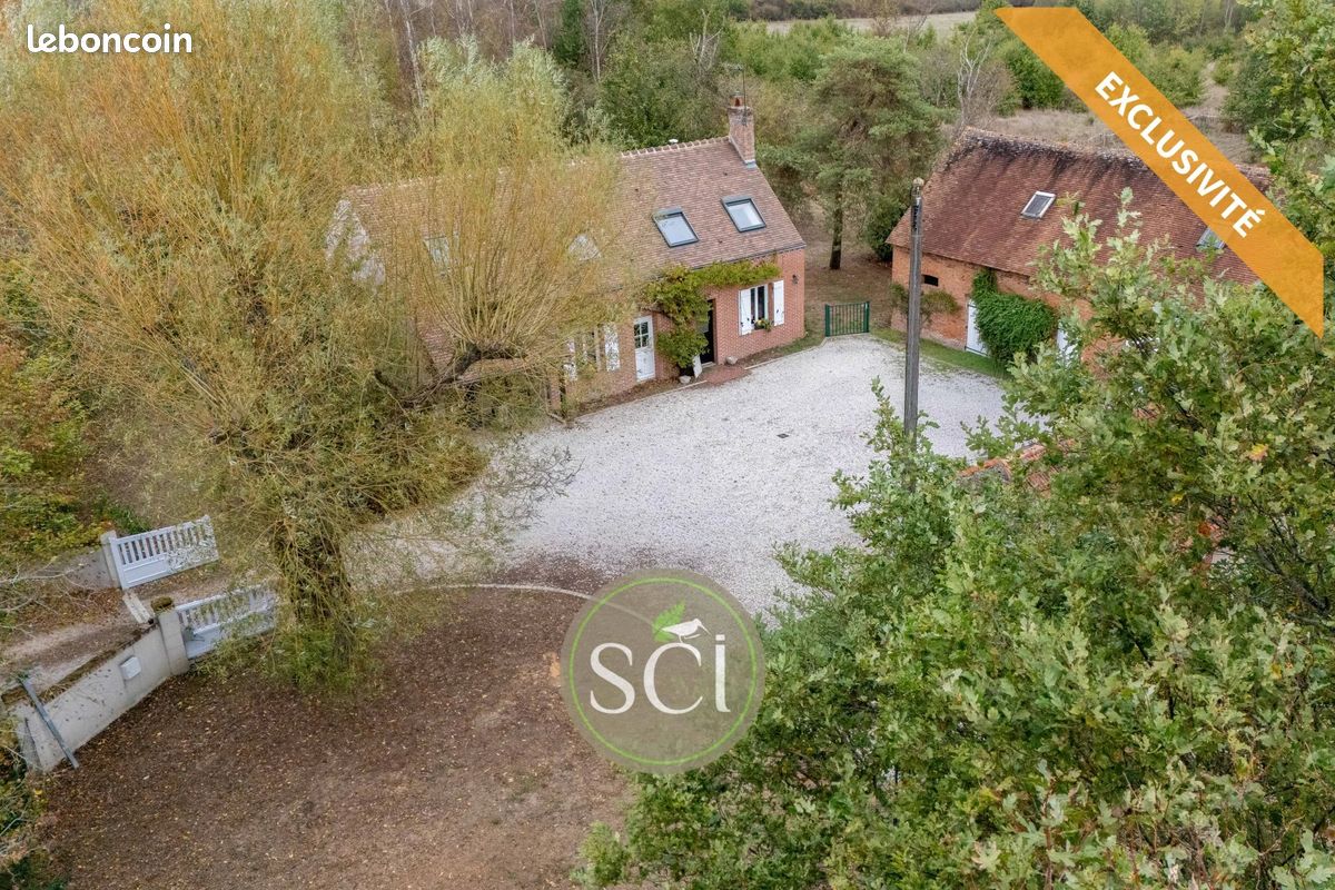 Maison 11 pièces 149 m² · à Viglain · 149 m² · 477 000 €