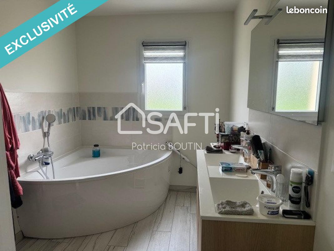 Pavillon 5 pièces 97 m² - Fors 79230 (image principale 5)