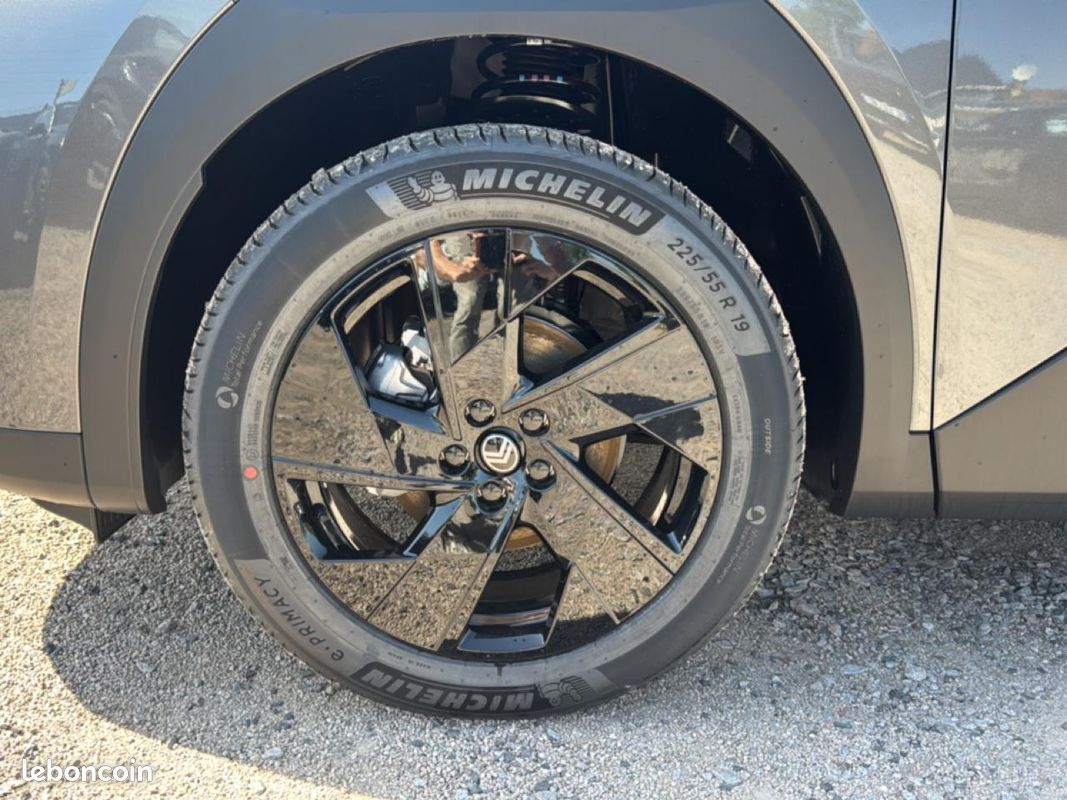 CITROëN C5 AIRCROSS 1.2 hybride 145 plus boite automatique (image 9)