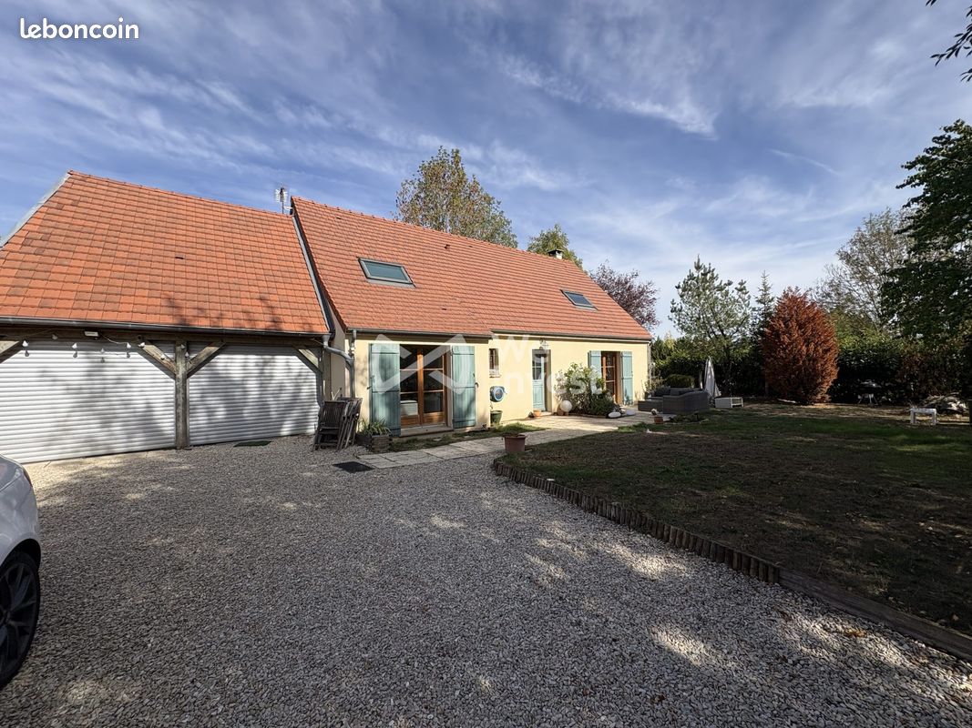 Maison 5 pièces 147 m² · à Saint-Bon · 147 m² · 177 000 €