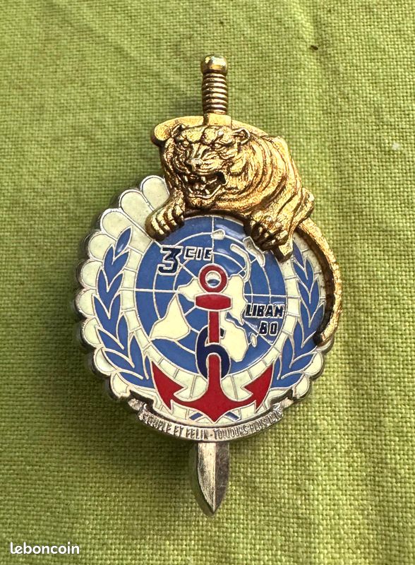 Ancien insigne épingle émaillé souvenir de voyage WEST SAMOA