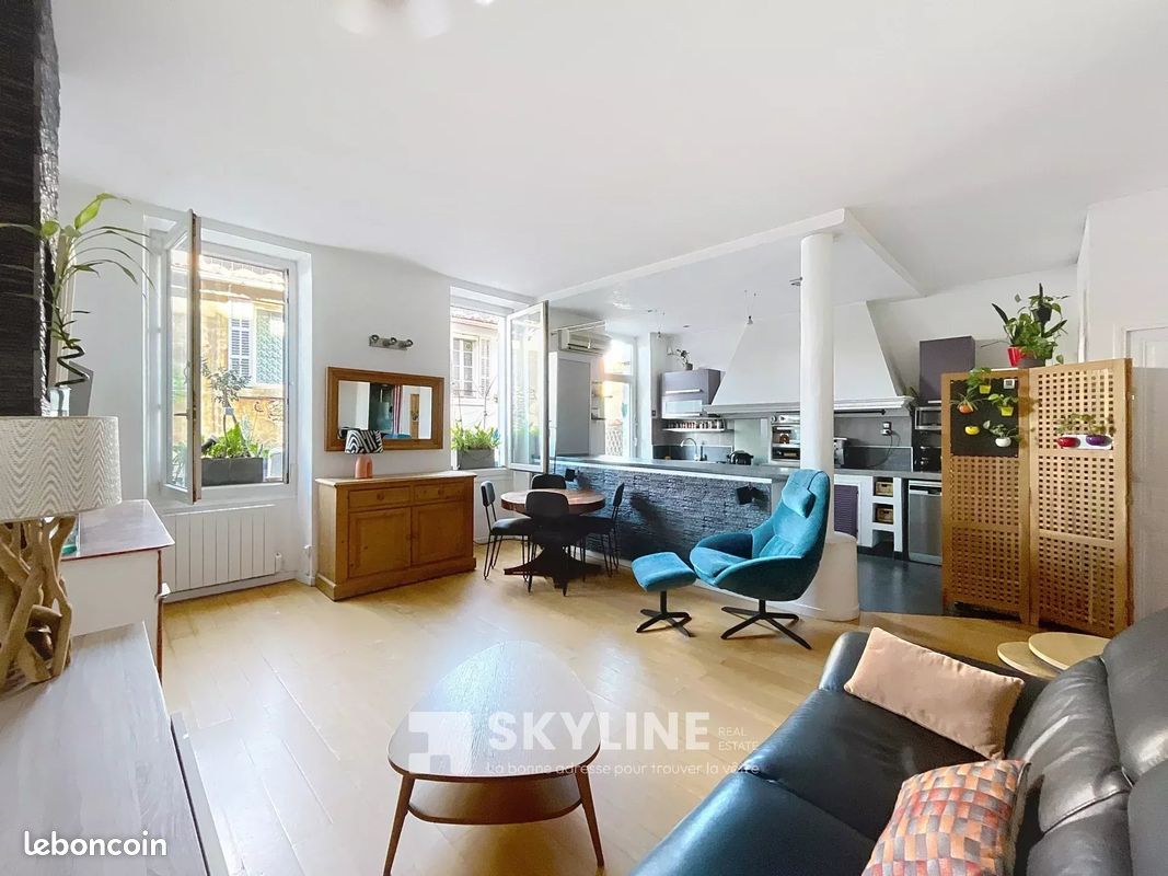 Appartement 4 pièces 82 m² · à Marseille · 82 m² · 300 000 €