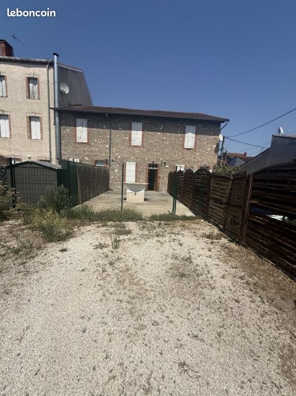 Maison 3 pièces 95 m² · à Graulhet · 95 m² · 700 €/mois