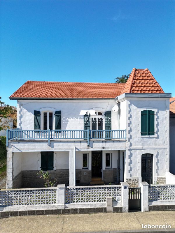 Maison 10 pièces 222 m² · à Tarnos · 222 m² · 588 000 €