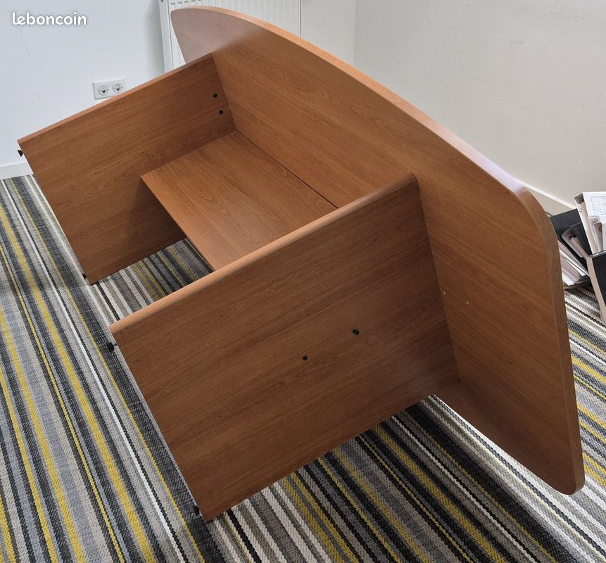Table de conférence / bureau de direction – forme bateau – 6/8 personnes (image 10)