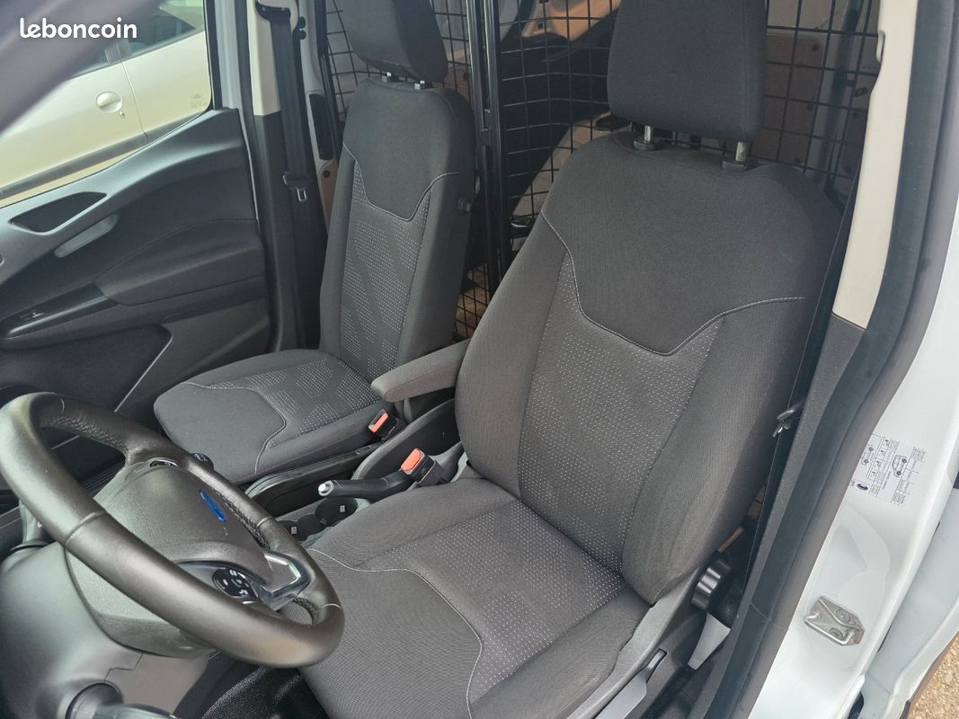 ✅ford transit courrier 1.5 tdci 75 ch trend⏩️ double porte laterale ⏩️boite 6 vitesses (image 6)