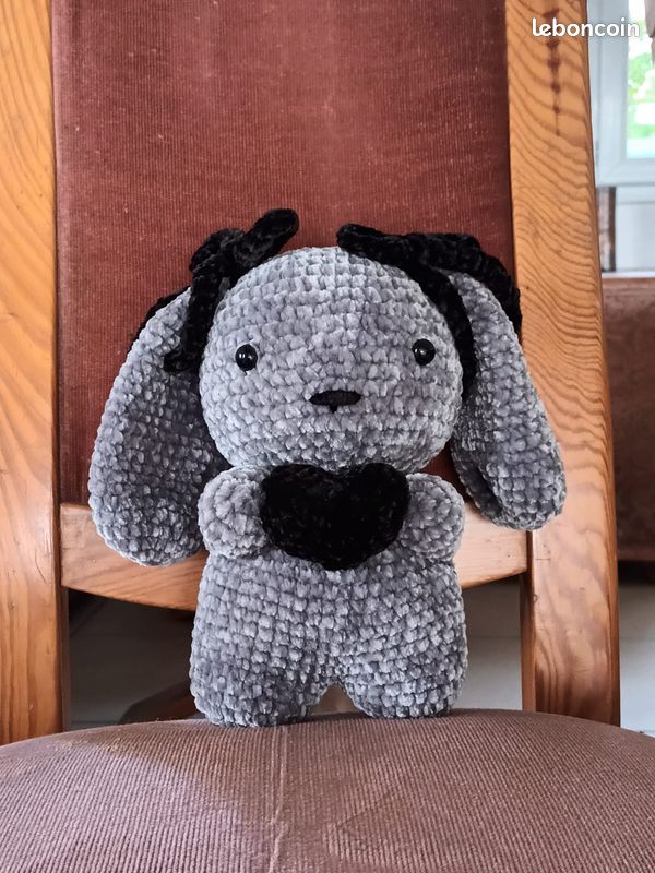 Peluche lapin crochet (image 1)