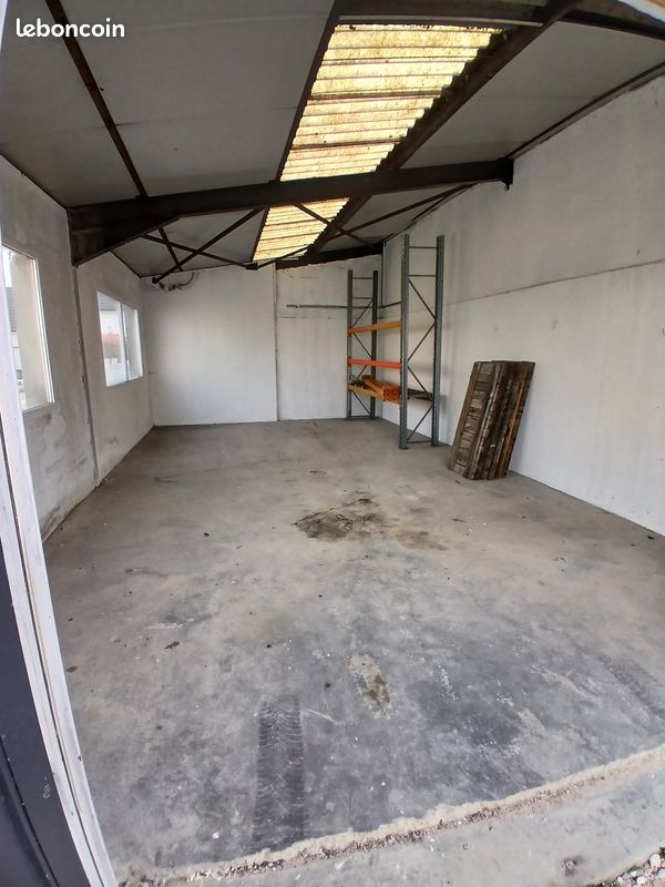 Local commercial 1 pièce 40 m² · à Danjoutin · 40 m² · 250 €/mois