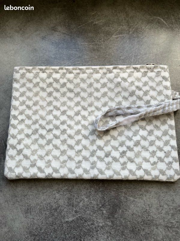 Sac pochette artisanale (image 2)