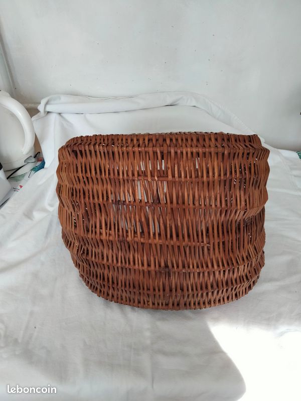 Grand panier en osier vintage (image 2)