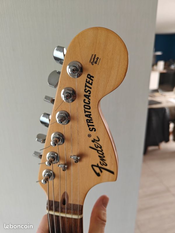 Fender stratocaster highway one 2 US 3 colors sunburst (image 3)