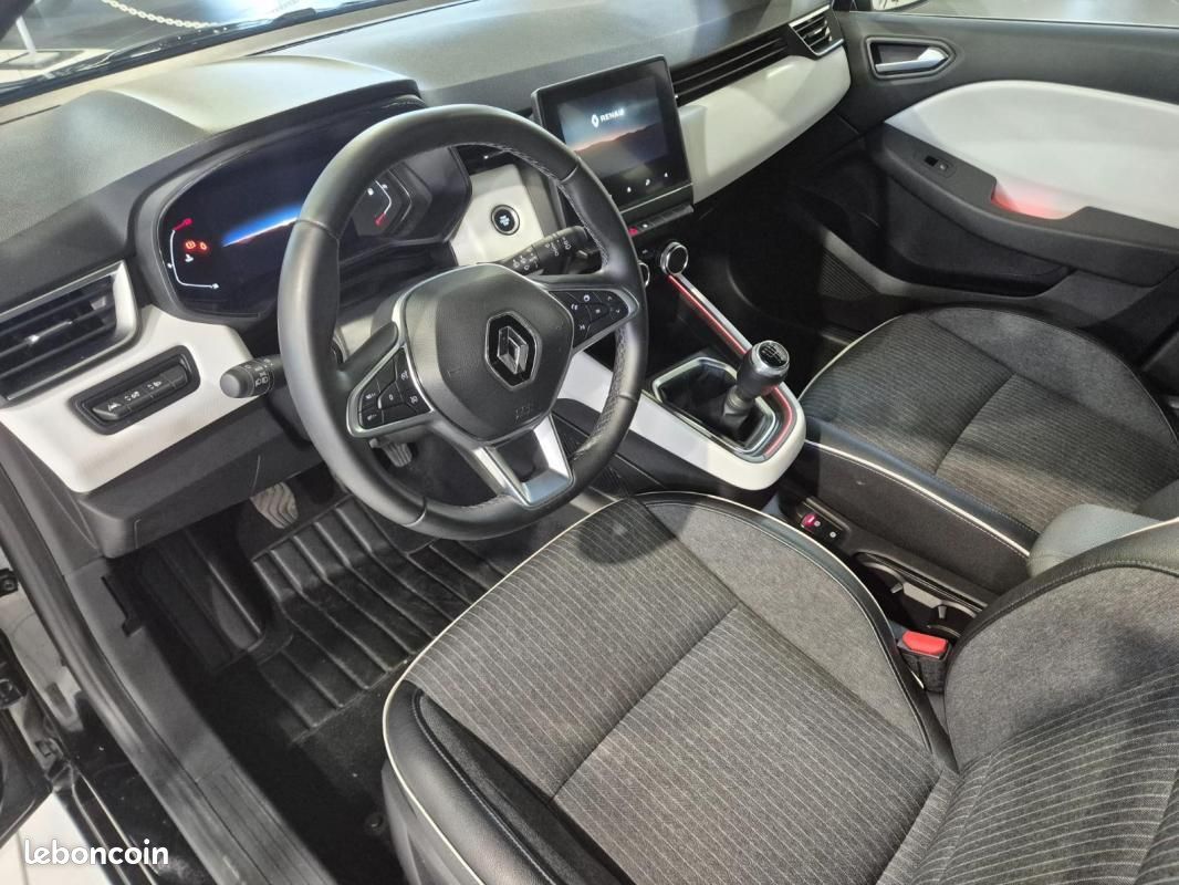 Renault Clio V TCe 90 - 21N Intens (image 19)