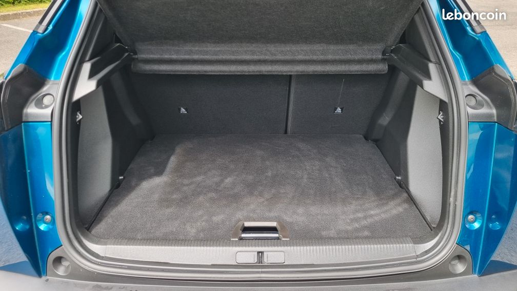 2008 II Allure Hybrid 136 e-DCS6, Pack Navigation & Access, Pack Vision & Drive Assist Plus, Très faible kilométrage (image 10)