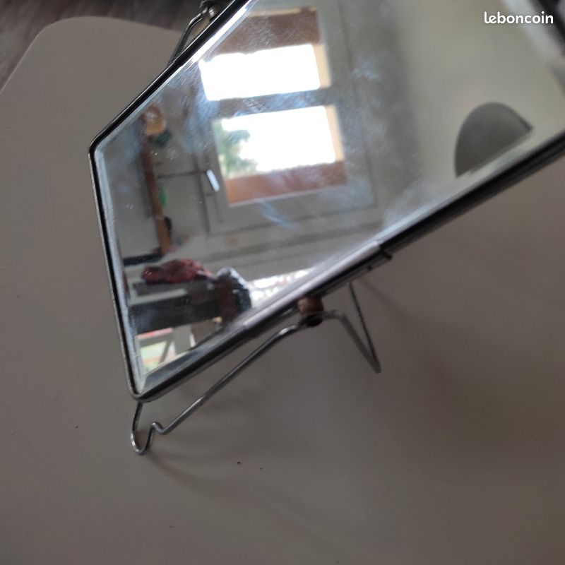 Miroir de barbier décoré au dos (image 3)