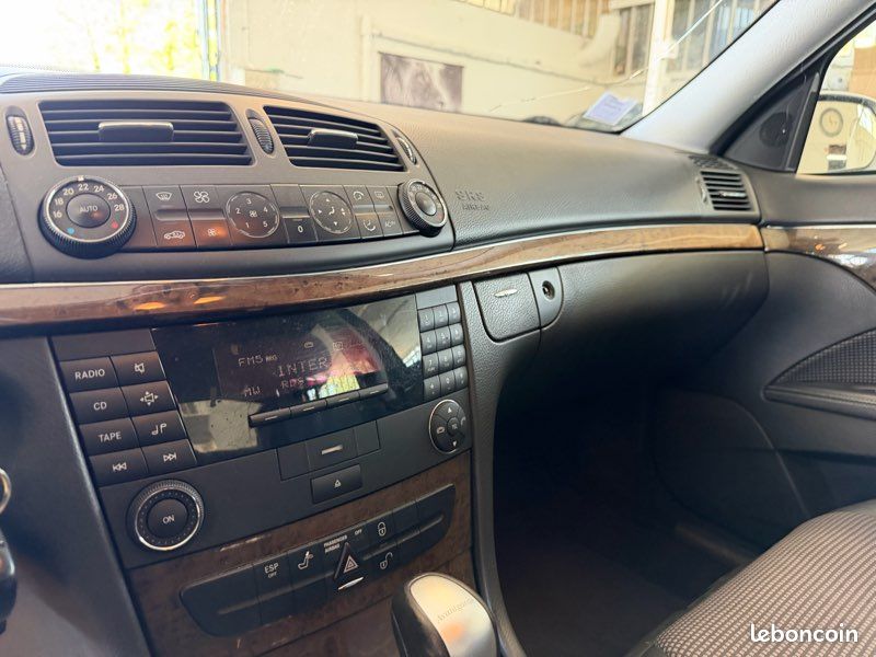 Mercedes-Benz E270 CDI BVA 177 Ch - Avantgarde - Attelage - Cuir partiel - Climatisation - Garantie (image 12)