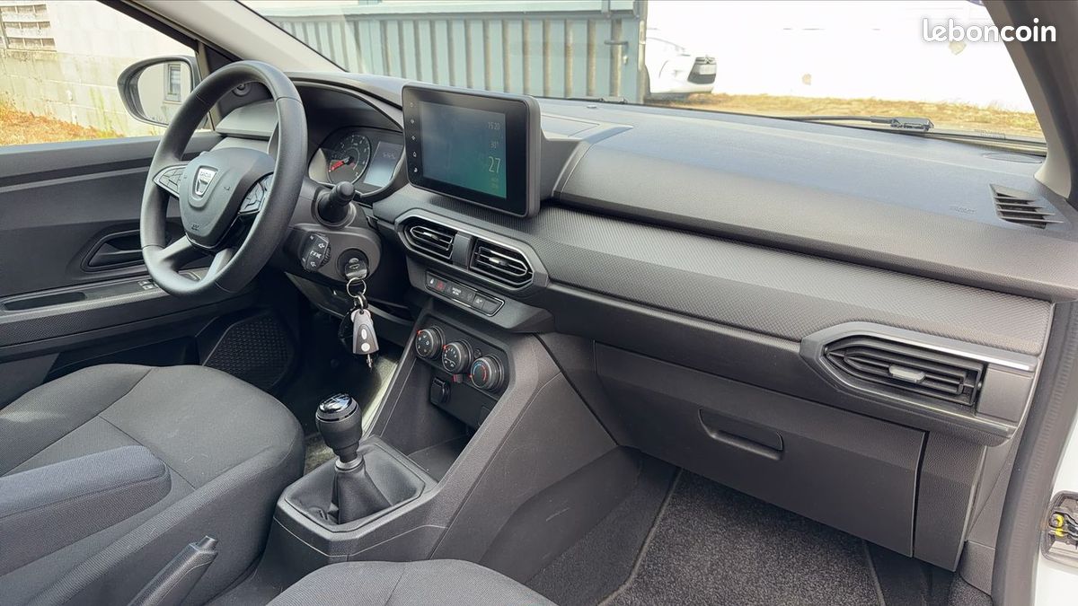 Dacia Sandero 1.0 SCe 65 Essentiel (image 10)