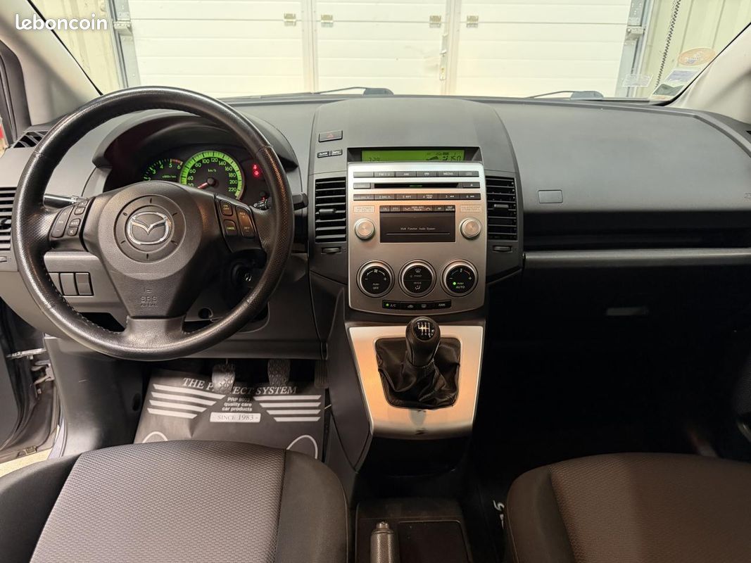MAZDA MAZDA 5 2.0 MZR-CD 110 7PL Elégance (image 8)