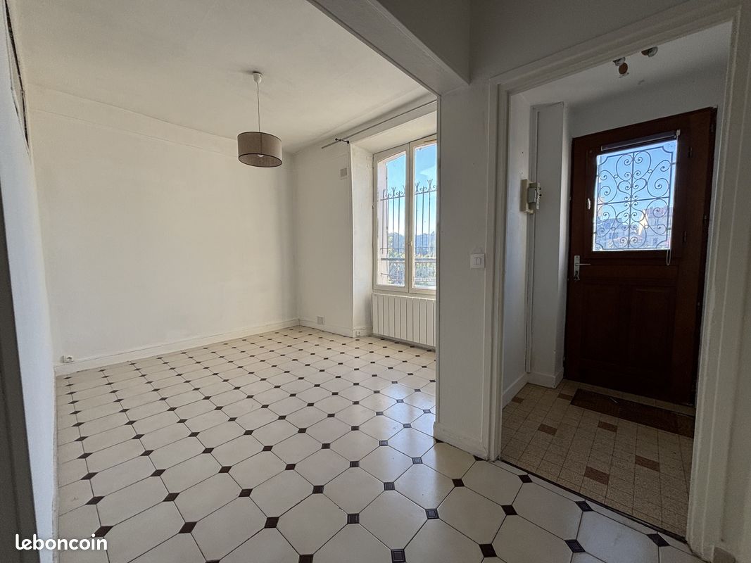 Appartement 1 pièce 28 m² · à Thorigny-sur-Marne · 28 m² · 596 €/mois