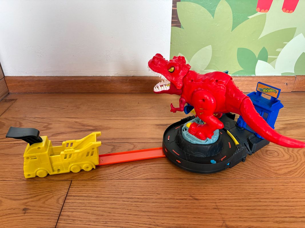 Garage hot wheels dinosaure jeux, jouets d'occasion - leboncoin