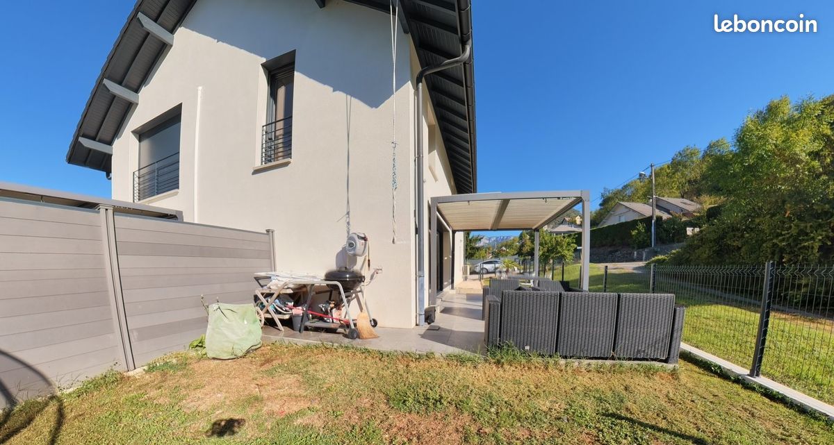 Maison 4 pièces 85 m² · à Saint-Jeoire-Prieuré · 85 m² · 945 €/mois