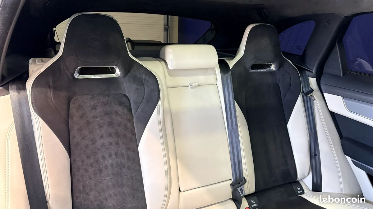 Jaguar F-Pace SVR 5.0 550ch 4x4 - Rare Phase 2 - Toit ouvrant - Son Meridian - Sièges AV/AR et volant chauffants (image 15)