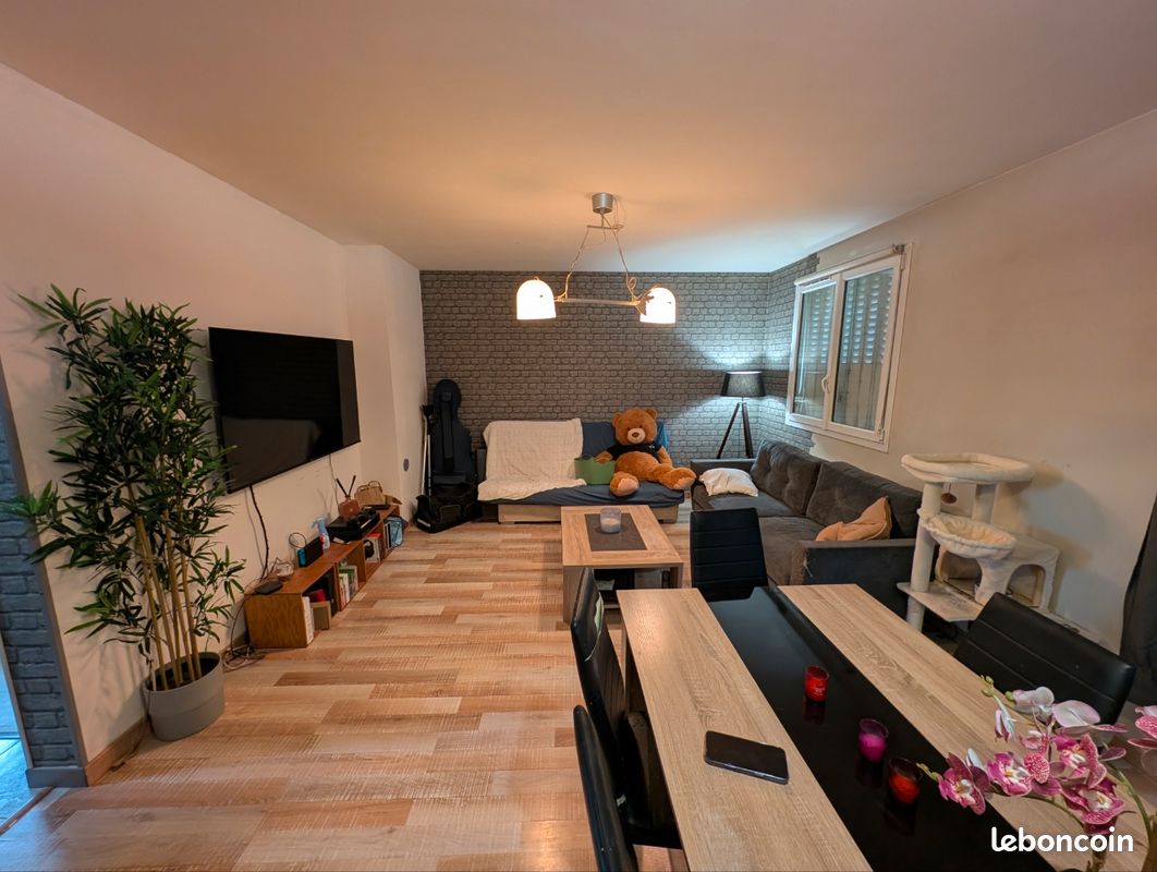 Beau T3 traversant et lumineux avec garage - Reims (dispo fin octobre)