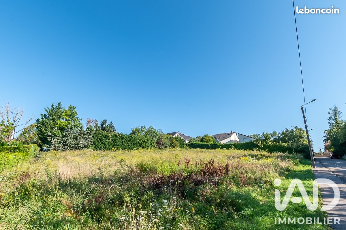Terrain 814 m² · à Thionville · 814 m² · 268 600 €