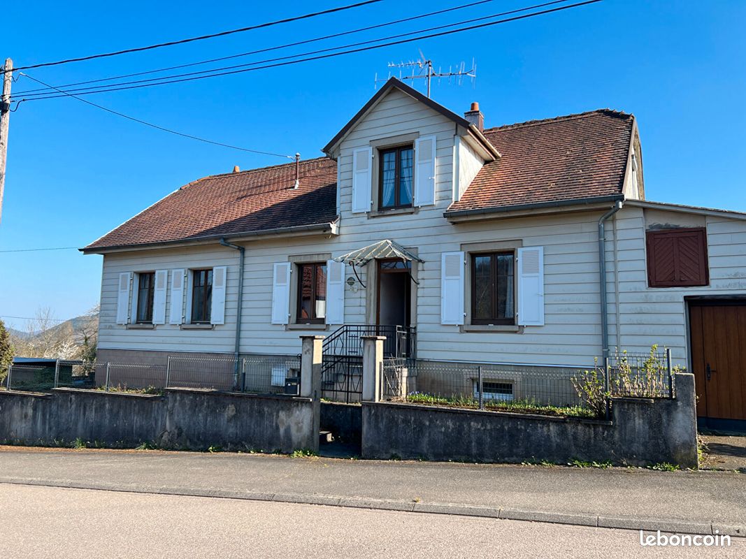 Maison 9 pièces 160 m² · à Lutzelhouse · 160 m² · 299 900 €