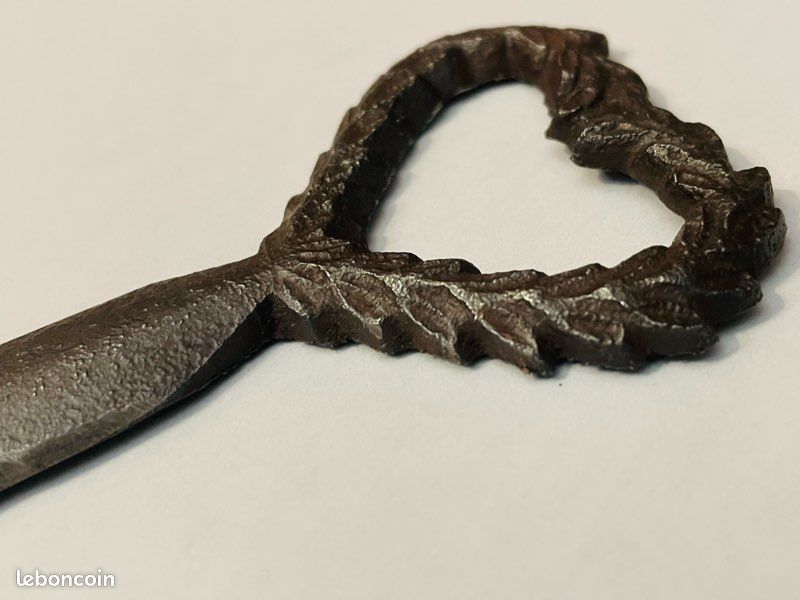 OUTIL ANCIEN pour redresser et fabriquer les futs de cannes de marche