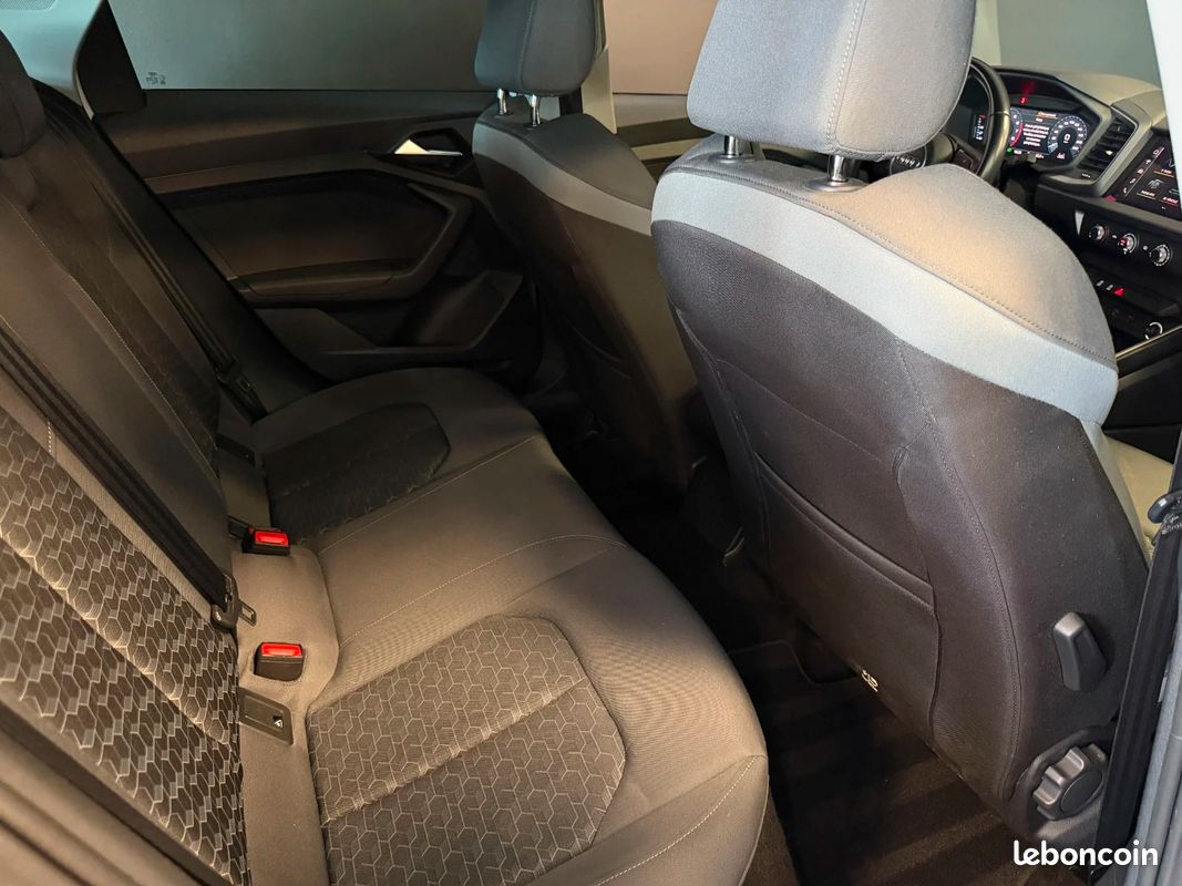 AUDI A1 SPORTBACK 25 TFSI 95 ch S tronic 7 Advanced / CARPLAY / SUIVI D'ENTRETIEN (image 26)