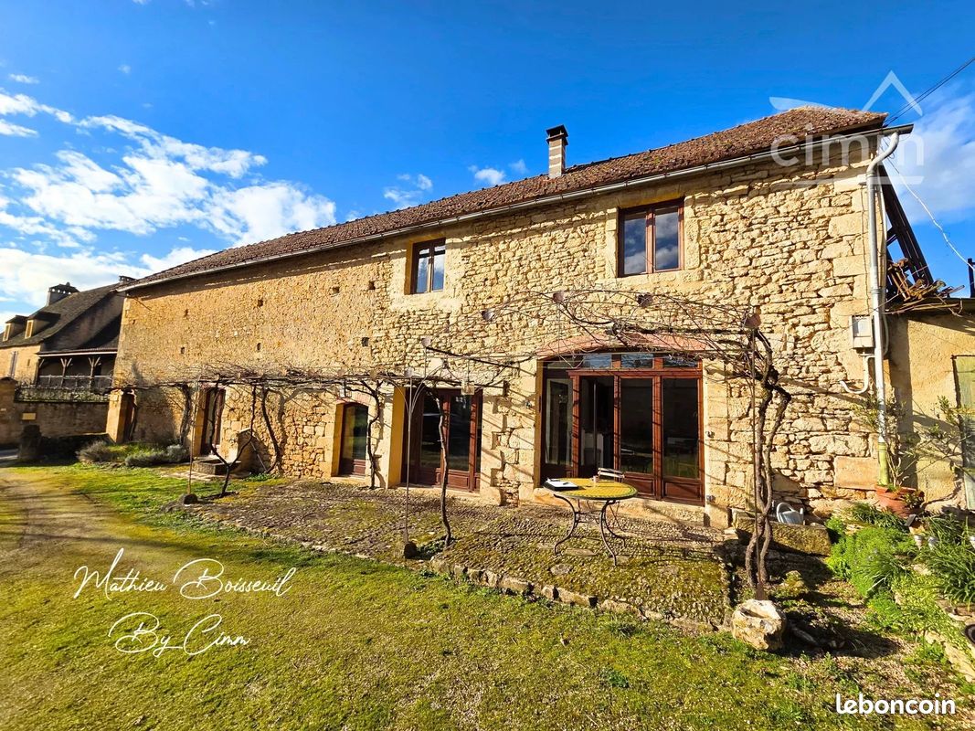 Maison 7 pièces 170 m² · à Montignac-Lascaux · 170 m² · 369 000 €