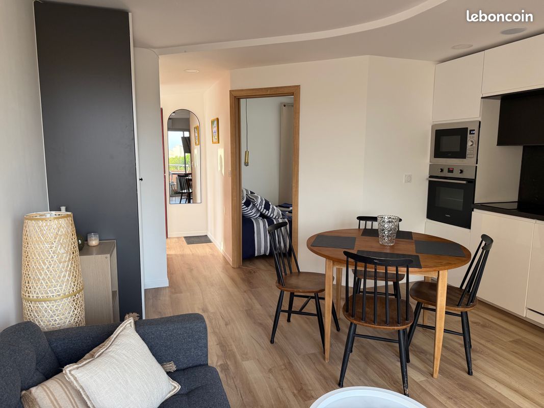 Appartement 1 pièce 28 m² · à Sète · 28 m² · 700 €/mois