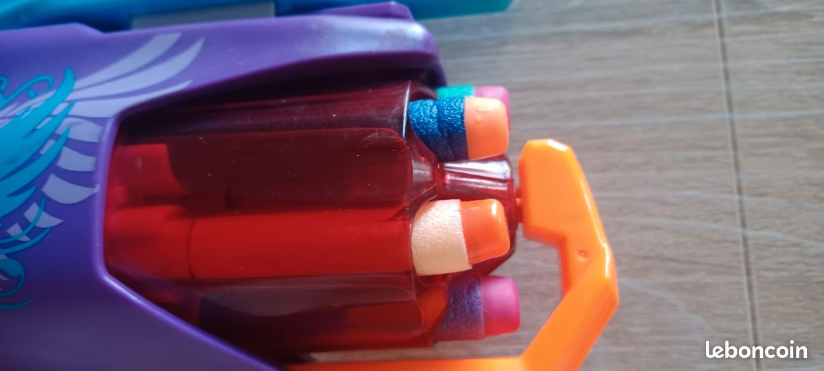 Lot pistolets+ cible NERF (image 7)