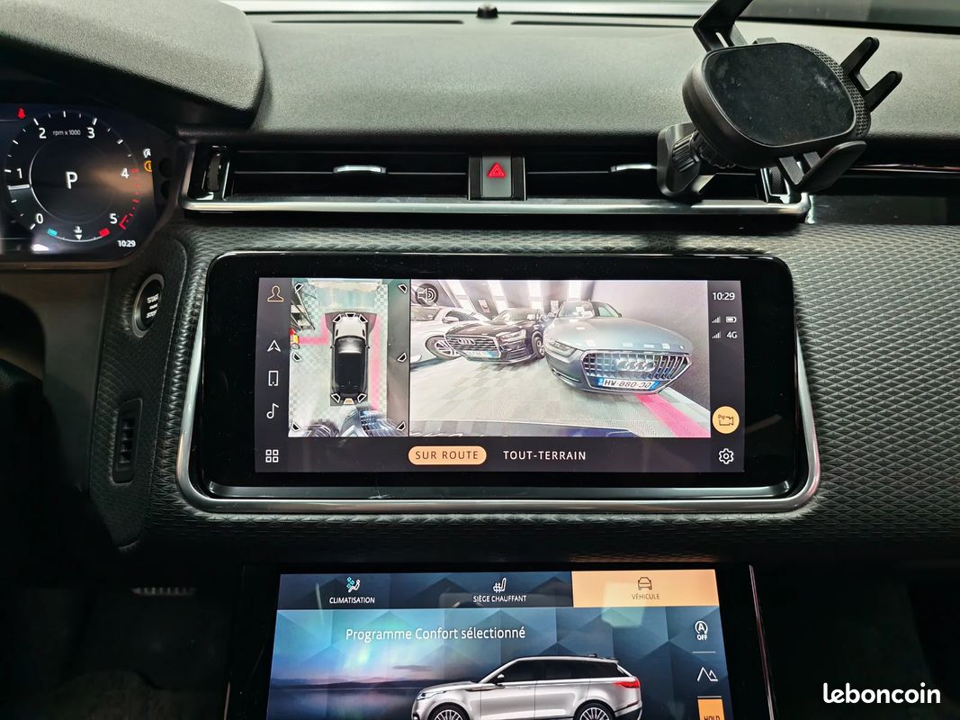 Land Rover RANGE ROVER VELAR R-Dynamic SE R DYNAMIC - REVISION A JOUR - SON MERIDIAN - COFFRE ELECTRIQUE - TOIT OUVRANT (image 26)