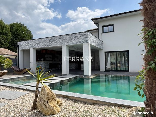 Maison 4 pièces 167 m²