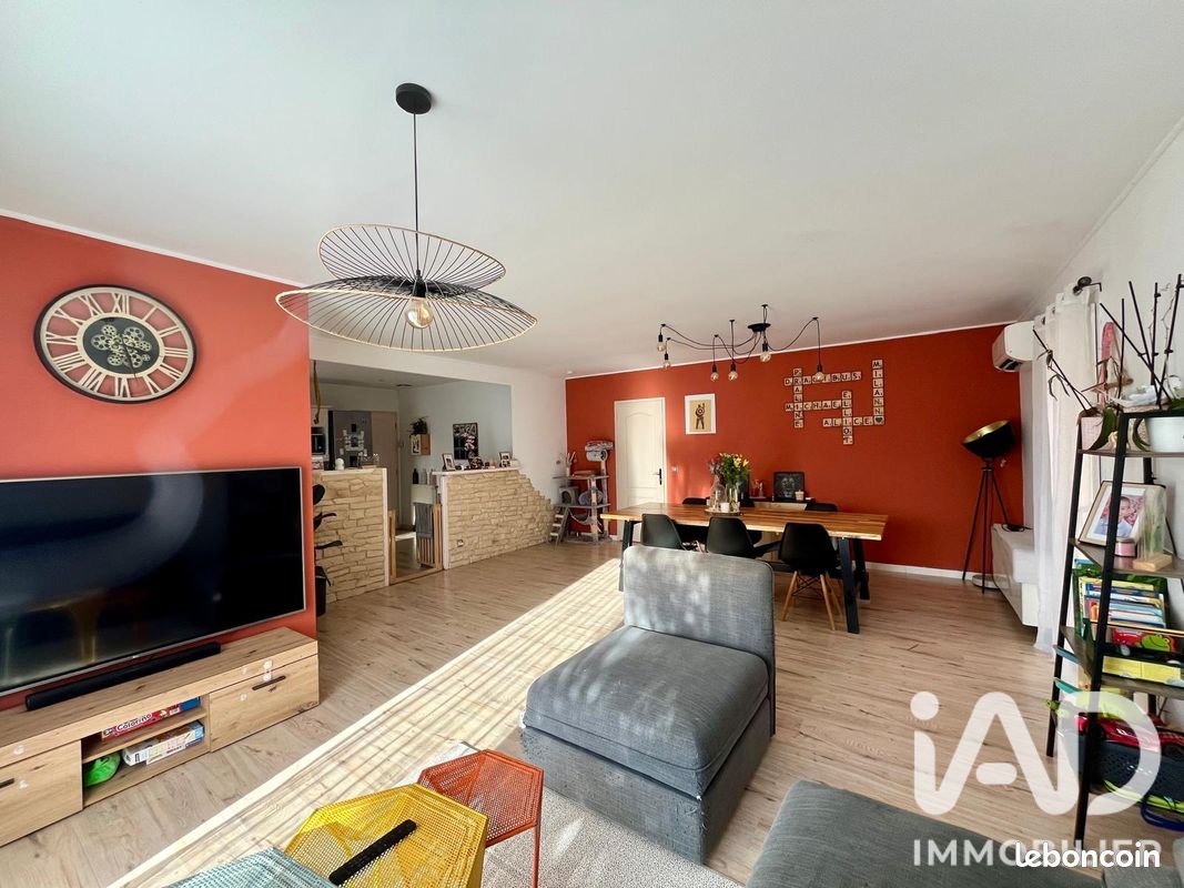 Maison 5 pièces 118 m² · à Bizanet · 118 m² · 270 000 €