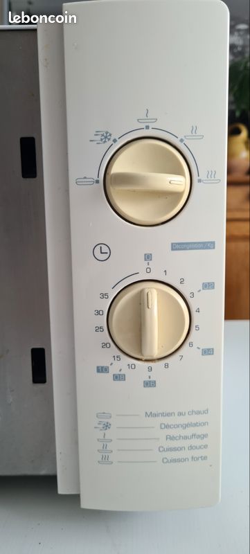 Micro ondes Brandt 900 Watts (image 3)