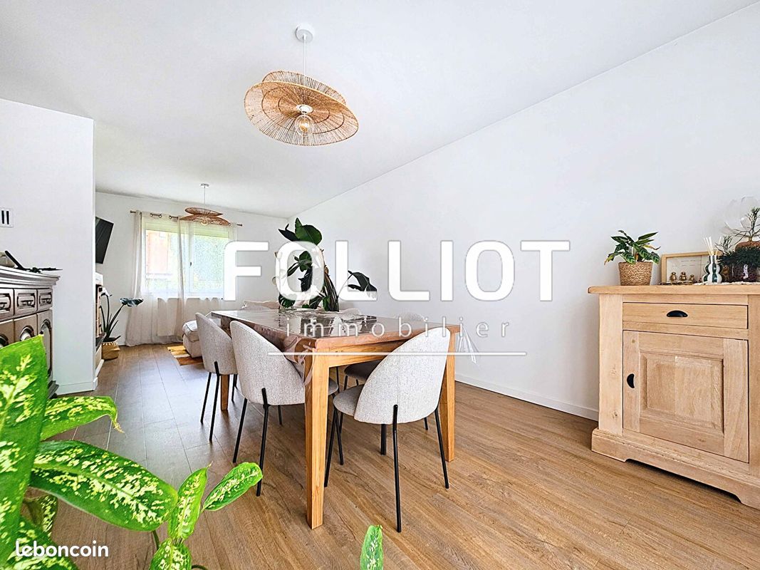 Maison 4 pièces 102 m² · à Creully sur Seulles · 102 m² · 339 000 €