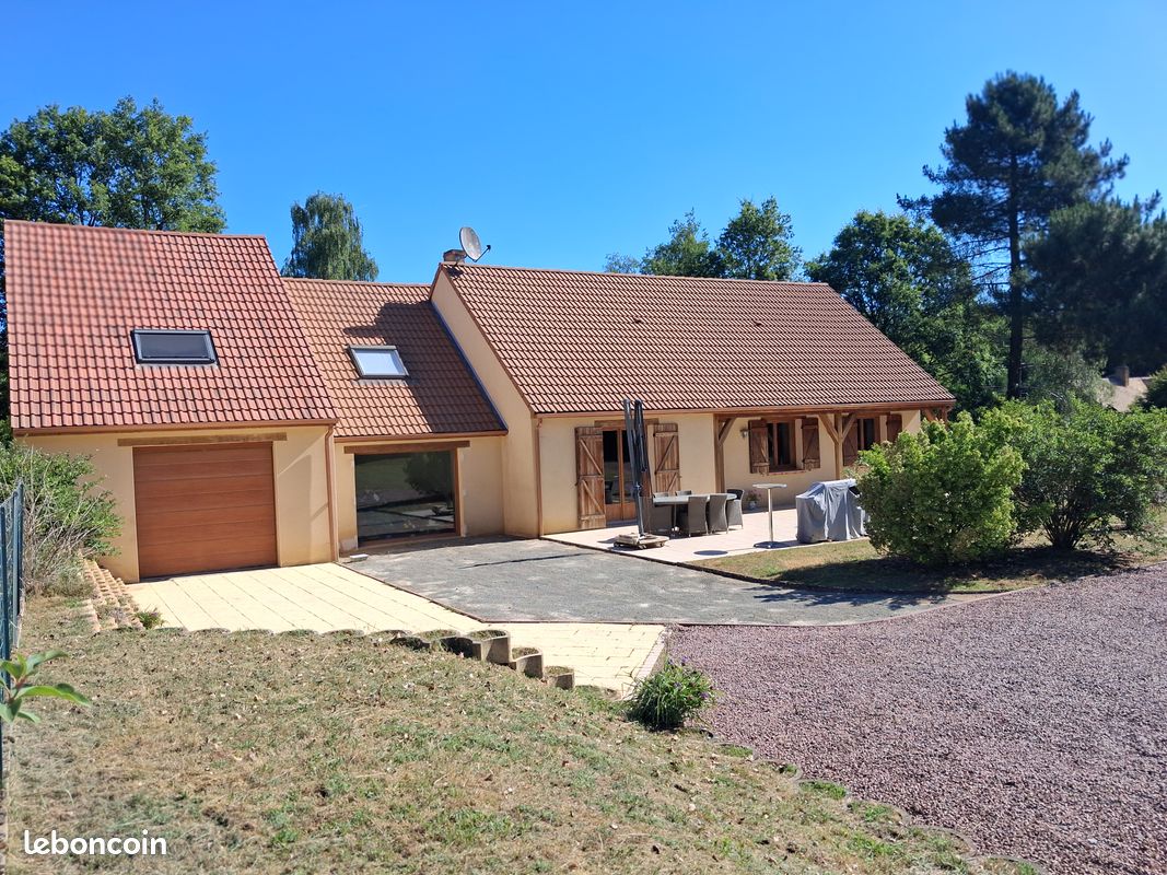 Maison 7 pièces 186 m² · à Saint-Mars-la-Brière · 186 m² · 312 000 €
