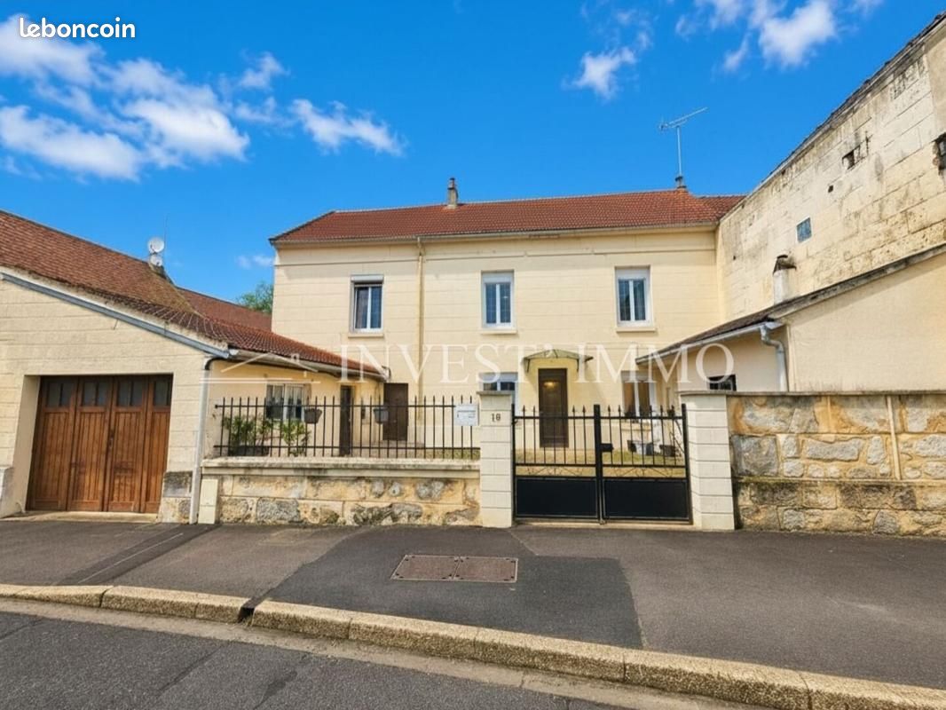 Maison 8 pièces 129 m² · à Monchy-Saint-Éloi · 129 m² · 239 000 €