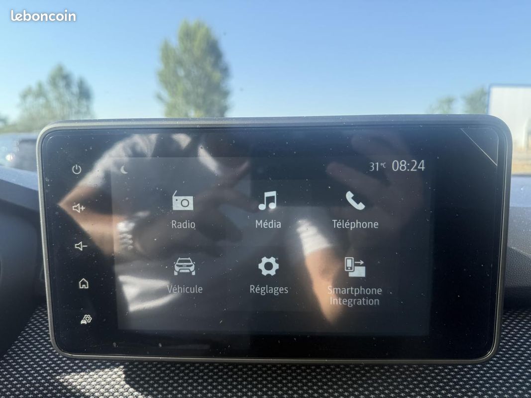 DACIA SANDERO 1.0 TCe - 90 - BV CVT III BERLINE Expression PHASE 2 (image 19)