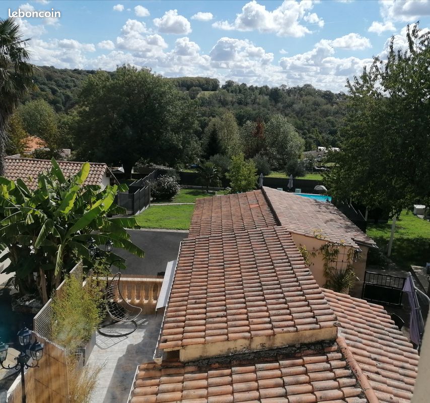 Maison 8 pièces 231 m² · à Mervent · 231 m² · 289 000 €