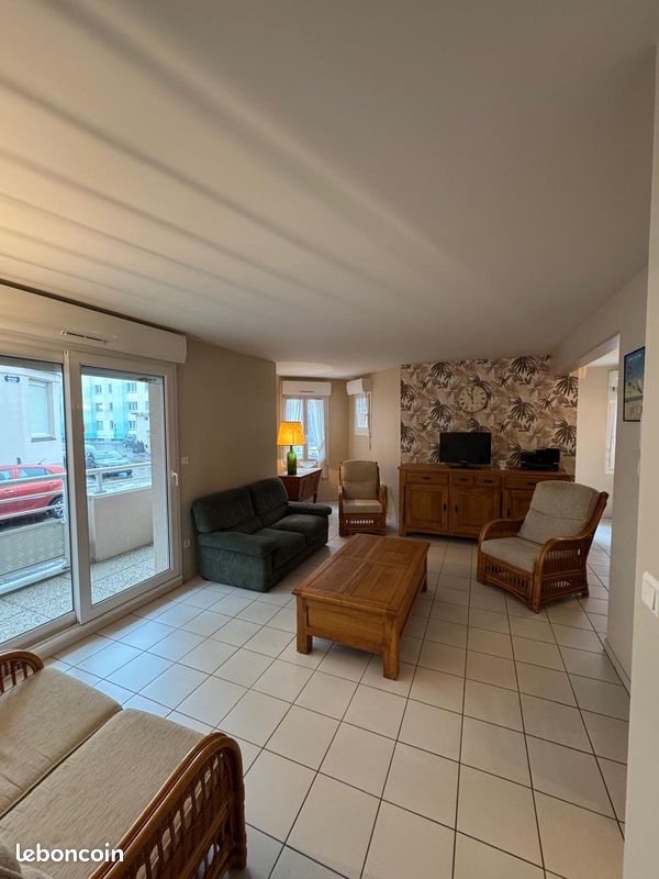 Local commercial 3 pièces 69 m² · à Berck · 69 m² · 249 900 €