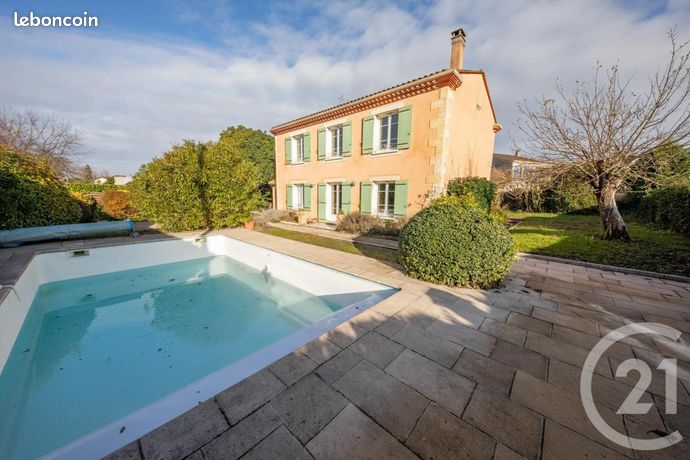 Maison 7 pièces 145 m²