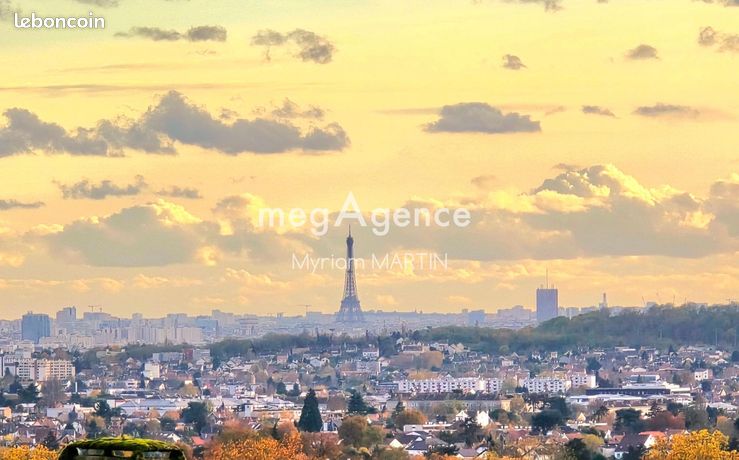https://img.leboncoin.fr/api/v1/lbcpb1/images/2c/36/b8/2c36b82baf779d2b0901d4a9fb93b03a2b9b3f64.jpg?rule=ad-image