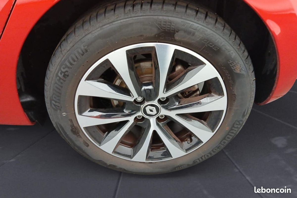 RENAULT CLIO 1.0 Tce - 90 V Techno (image 9)