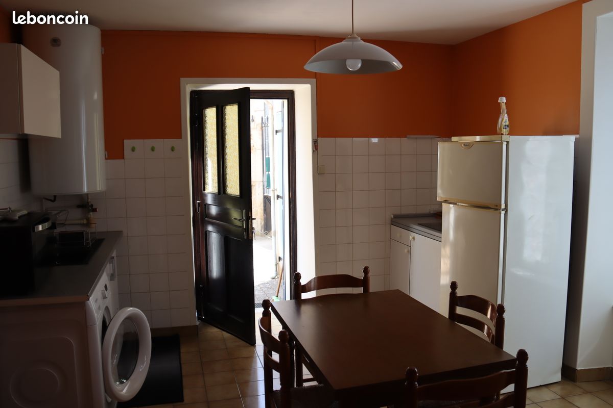 Appartement 1 pièce 31 m² · à Marsac-en-Livradois · 31 m² · 390 €/mois