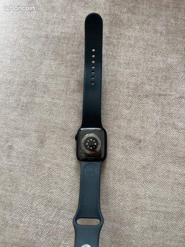 Apple watch (image 2)