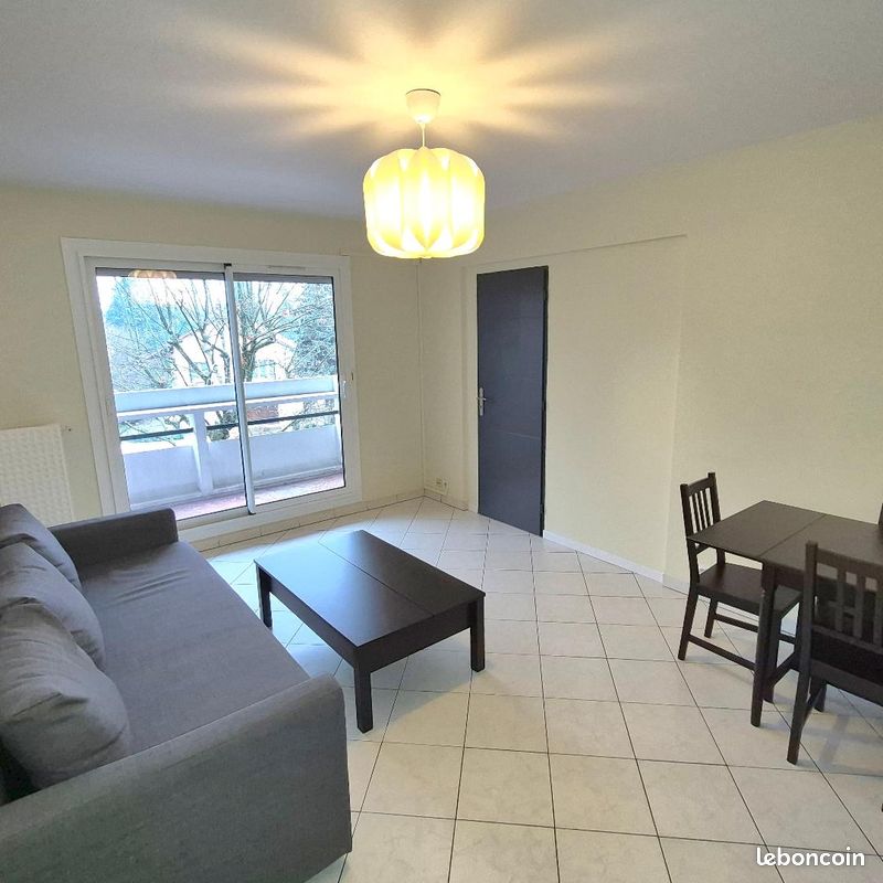 Appartement 3 pièces 64 m² · à Tassin-la-Demi-Lune · 64 m² · 950 €/mois
