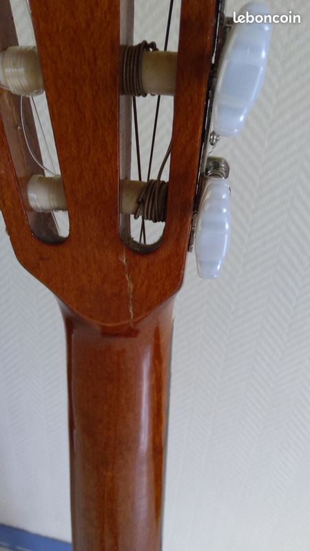 Guitare housse pieds accordeur (image 6)